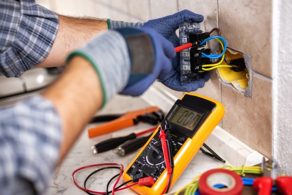 What to Look for in an Electrician Choosing the Right Professional